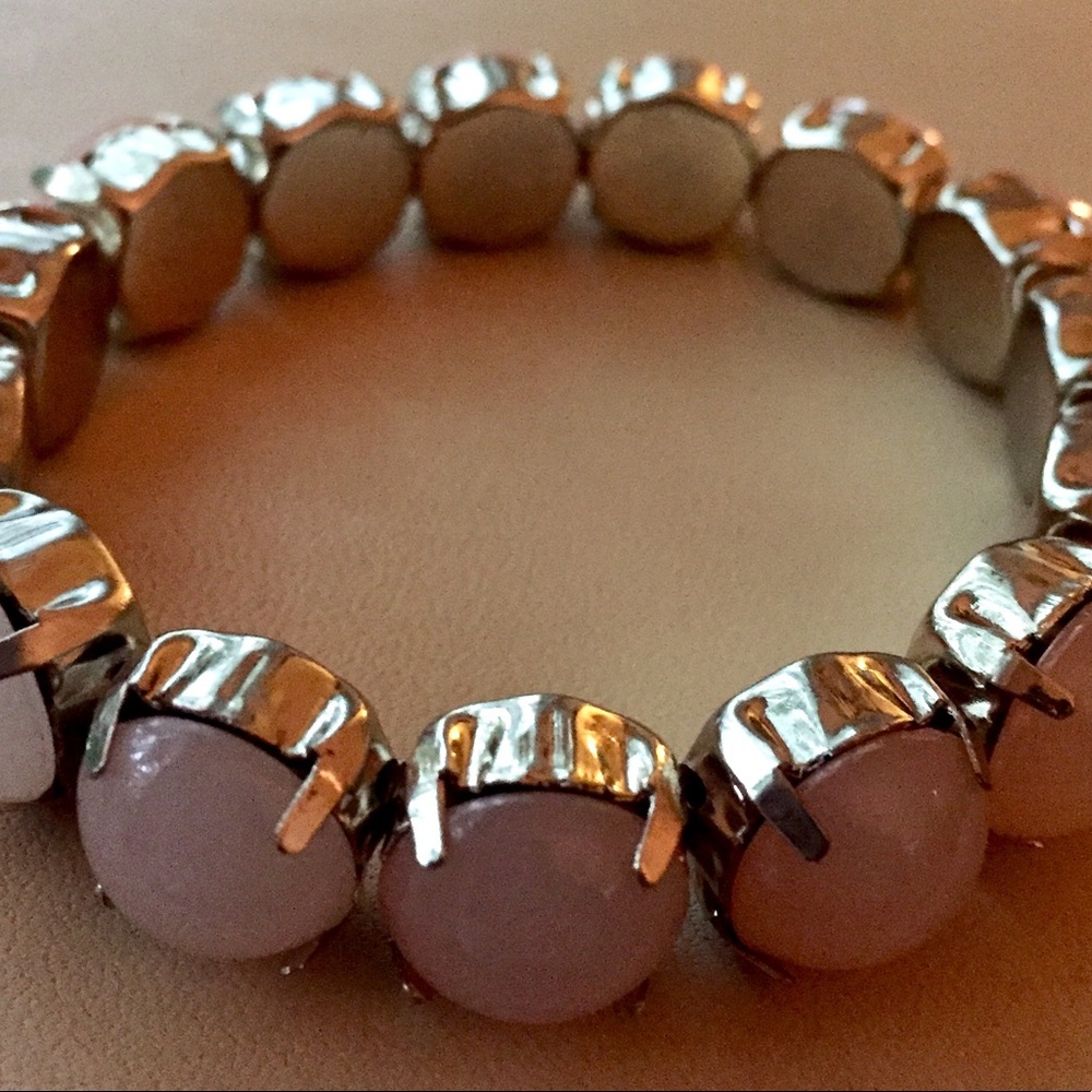 Vintage Prong Set Glass Bead Stretch Bracelet - Picture 5 of 5